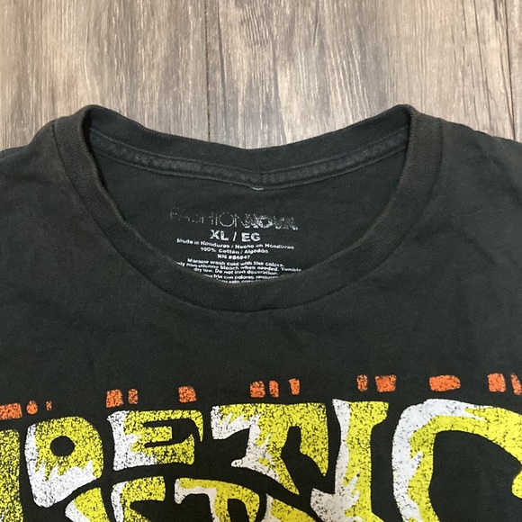 “Poetic Justice” Graphic Tee - Picture 2 of 2